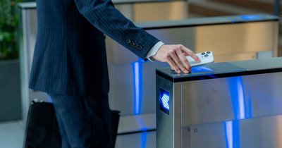 Tecnologie touchless per varchi automatici